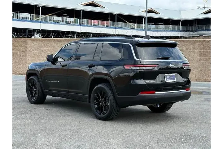 $27489 : Jeep Grand Cherokee L 2023 4 image 4