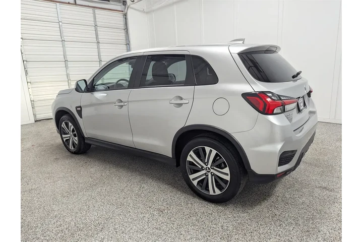$22997 : Mitsubishi Outlander Sport 2 image 4