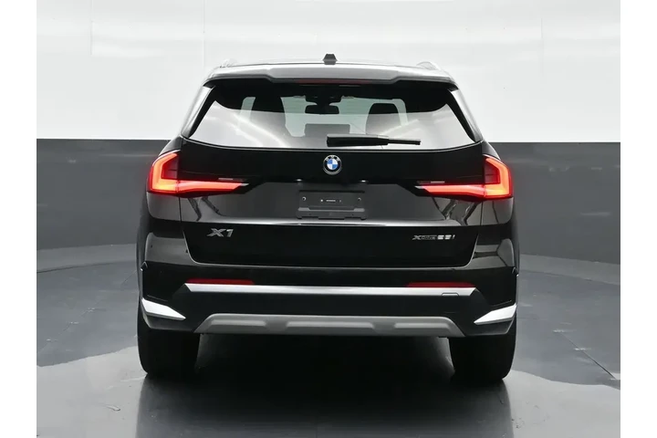 $39891 : BMW X1 2025 AWD xDrive28i 4d image 7