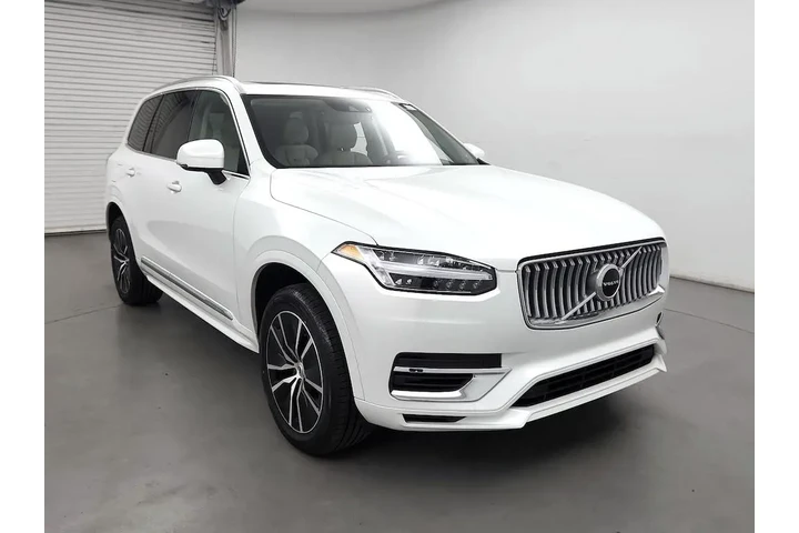 $39998 : Volvo XC90 Recharge 2022 eAW image 1