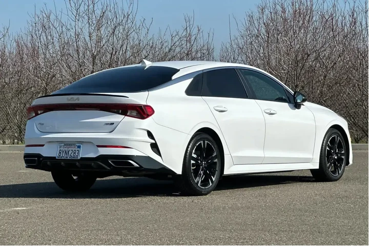 $21981 : Kia K5 2022 GT-Line 4dr Seda image 3