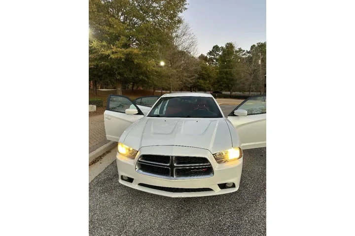 $7500 : 2013 Charger SXT image 5