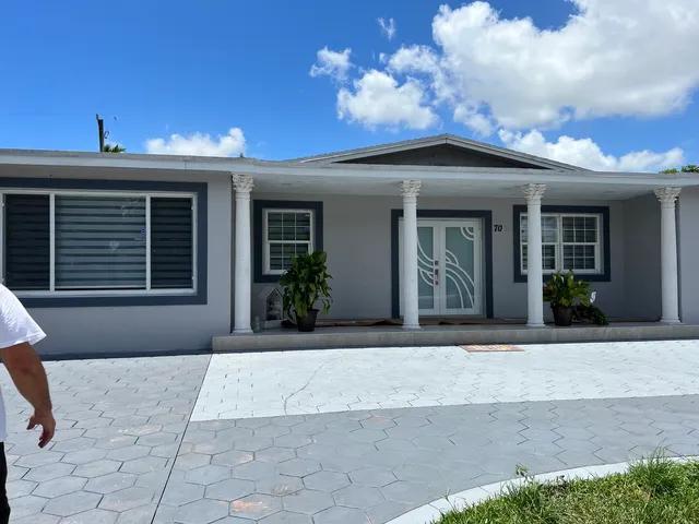 $1700 : North Miami Casa image 1