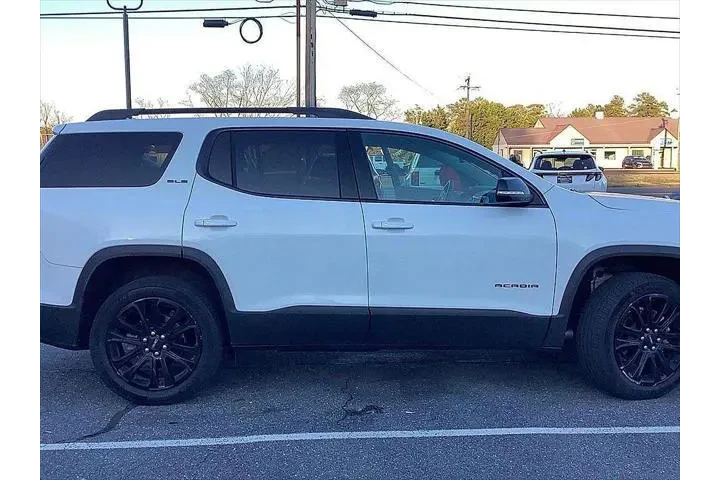 $26367 : GMC Acadia 2022 SLE 4dr SUV image 2