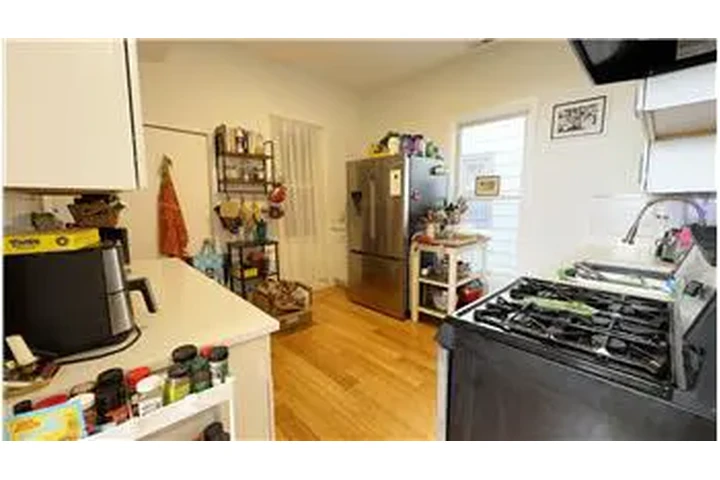 $3495 : Rental property with 4 bedro image 5