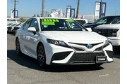 $28495 : Toyota Camry Hybrid 2024 SE thumbnail