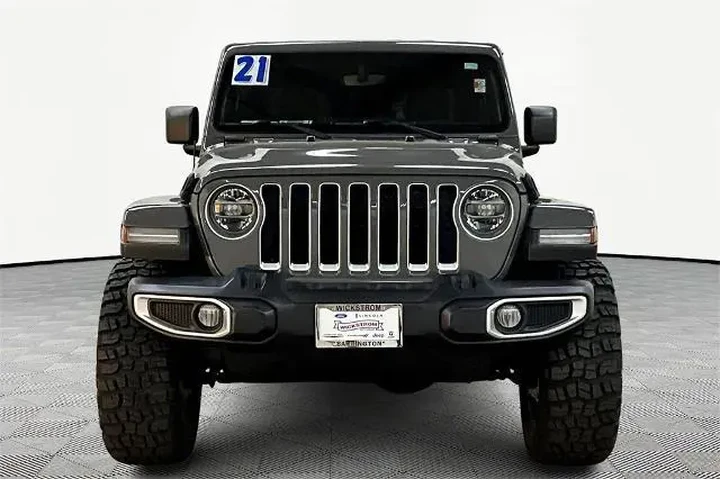 $25900 : Jeep Gladiator 2021 4x4 Over image 3