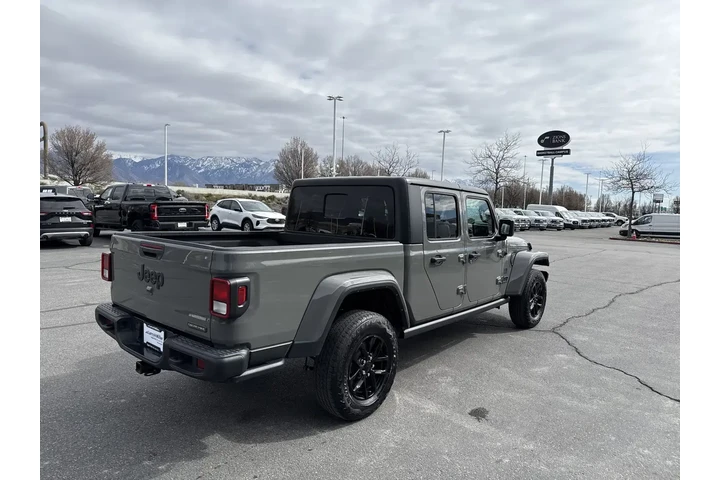 $34125 : Jeep Gladiator 2023 4x4 Spor image 5