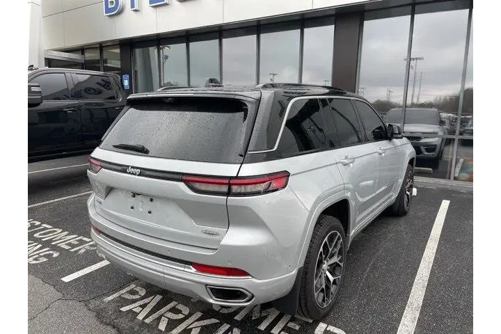 $39992 : Jeep Grand Cherokee 2024 4x4 image 3
