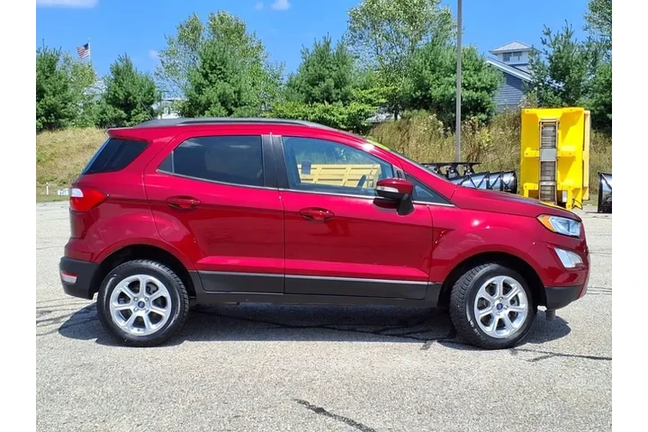 $17911 : Ford EcoSport 2021 AWD SE 4d image 2
