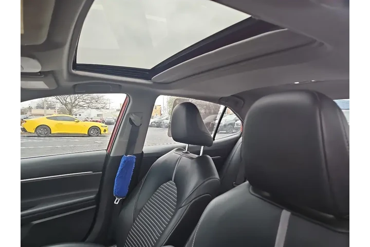 $19691 : Toyota Camry 2021 SE 4dr Sed image 7