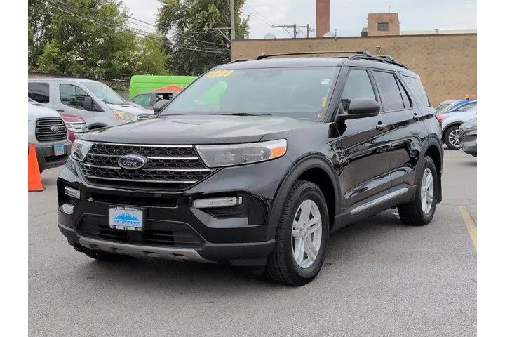 $39999 : Ford Explorer 2023 AWD XLT 4 image 8