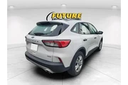 $18969 : Ford Escape 2020 S 4dr SUV thumbnail