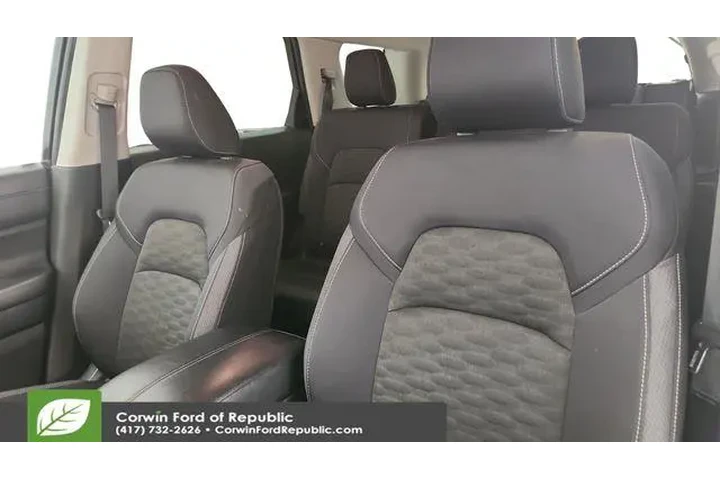 $27589 : Nissan Pathfinder 2024 AWD S image 10