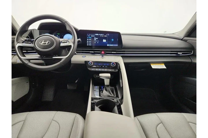 $24998 : Hyundai ELANTRA 2025 Limited image 9