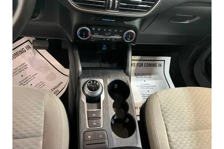 $24488 : Ford Escape 2022 AWD SE 4dr image 6