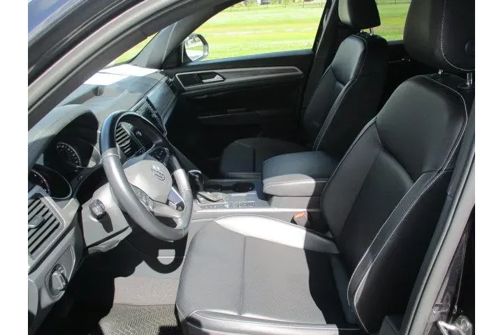 $21795 : Volkswagen Atlas Cross Sport image 10