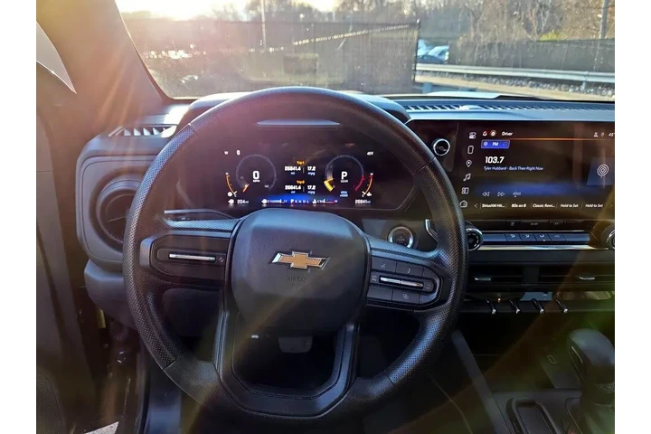 $26998 : Chevrolet Colorado 2024 4x2 image 9