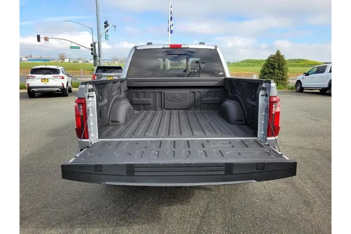 $39900 : Ford F-150 2024 4x4 XLT 4dr image 10