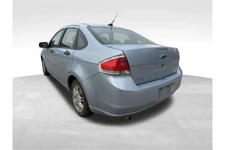 $7500 : Ford Focus 2009 SE 4dr Sedan image 5
