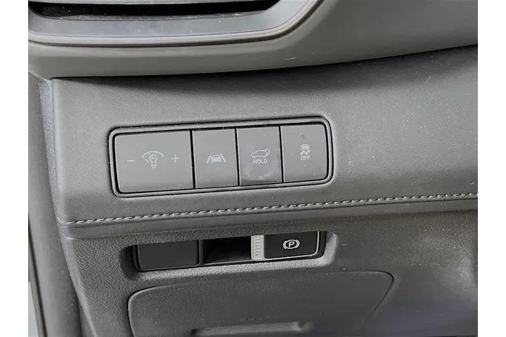 $25990 : Hyundai SANTA FE 2022 AWD SE image 10