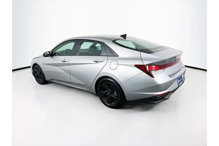 $16990 : Hyundai ELANTRA 2021 SEL 4dr image 5