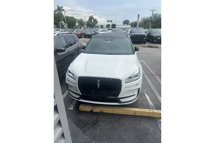 $35990 : Lincoln Corsair 2024 Reserve image 1