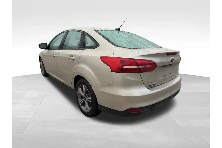 $8995 : Ford Focus 2018 SE 4dr Sedan image 5