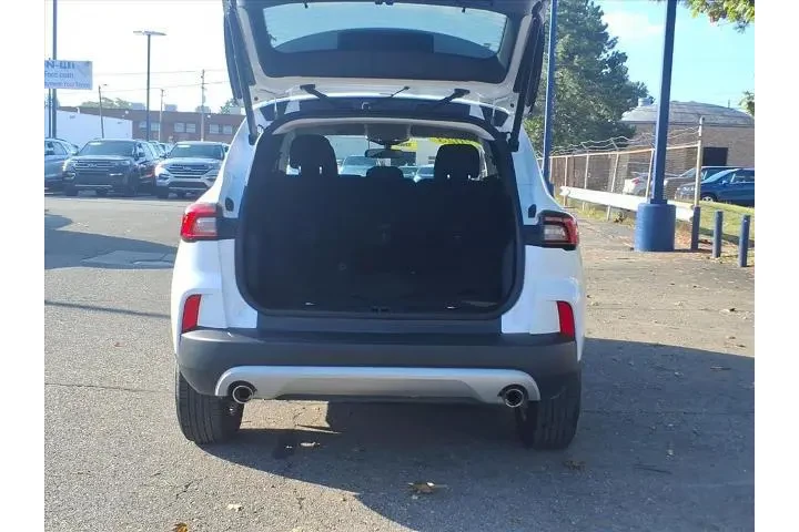 $23580 : Ford Escape 2023 AWD Active image 9