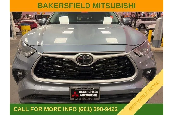 $32797 : Toyota Highlander 2023 L 4dr image 8