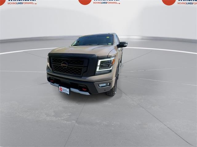 $38416 : PRE-OWNED 2020 NISSAN TITAN P image 8