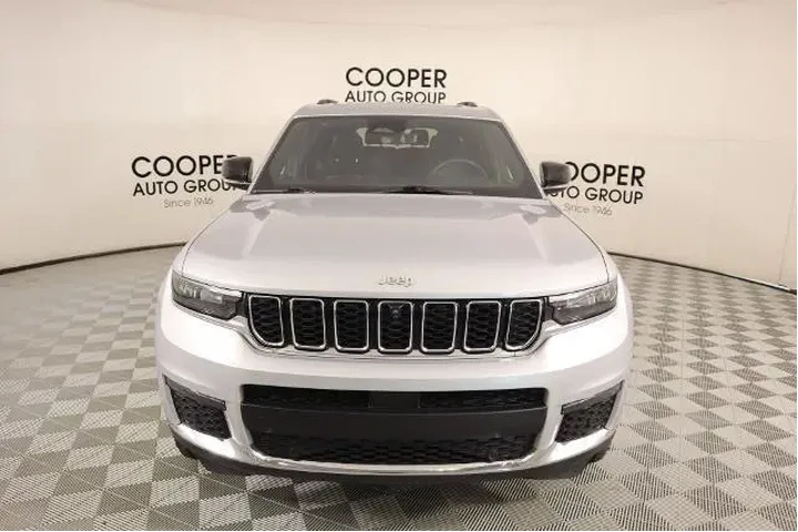 $29732 : Jeep Grand Cherokee L 2024 4 image 10