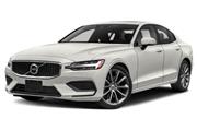 PRE-OWNED 2019 VOLVO S60 MOME