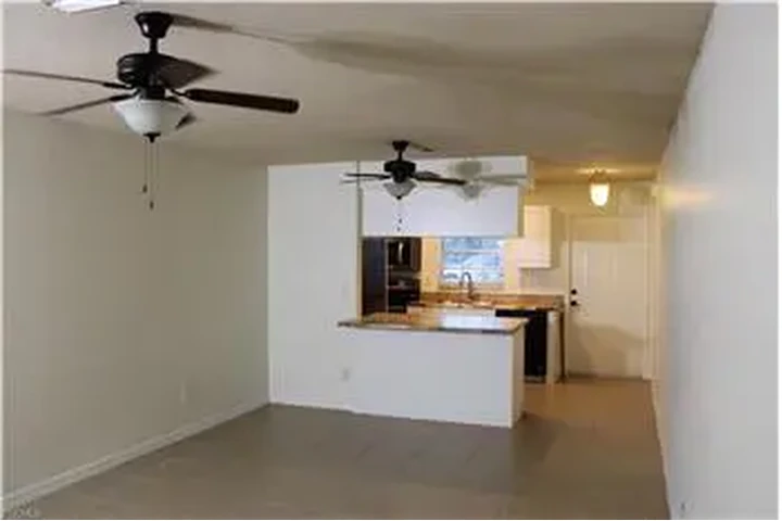 $1649 : Rental property with 3 bedro image 5