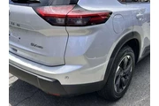 $20502 : Nissan Rogue 2024 AWD SV 4dr thumbnail