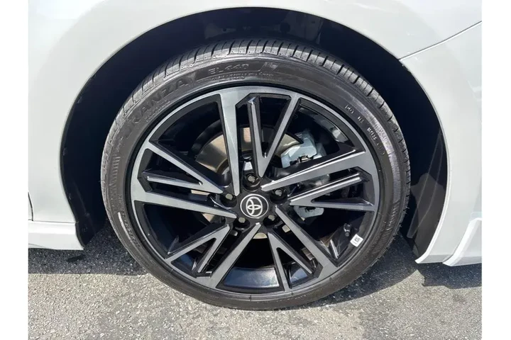 $37388 : Toyota Camry 2025 SE 4dr Sed image 9