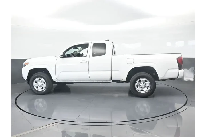$25998 : Toyota Tacoma 2022 4x2 TRD S image 3