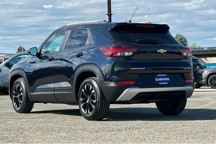 $15675 : Chevrolet Trailblazer 2021 L image 5