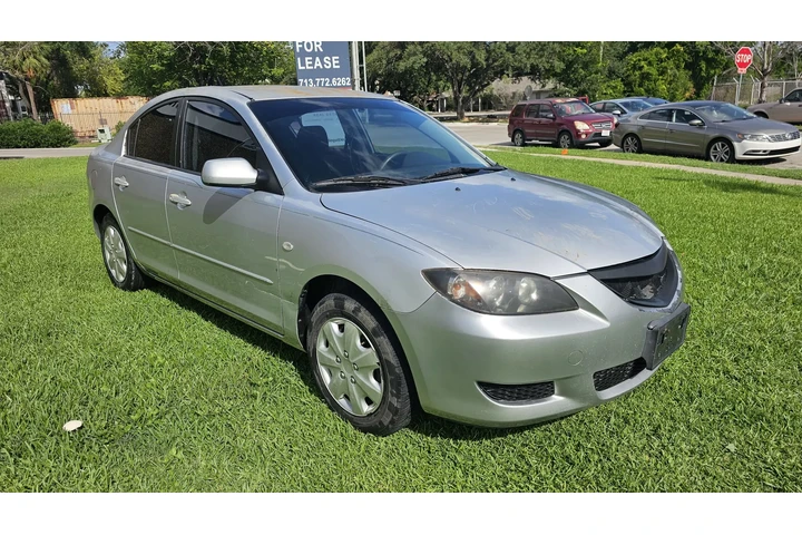 $2850 : Vendo Mazda 3i a super precio image 1