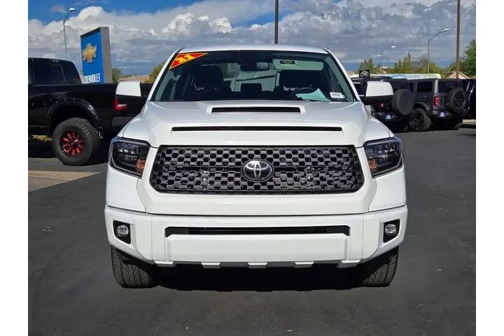 $39975 : Toyota Tundra 2021 4x2 SR5 4 image 8