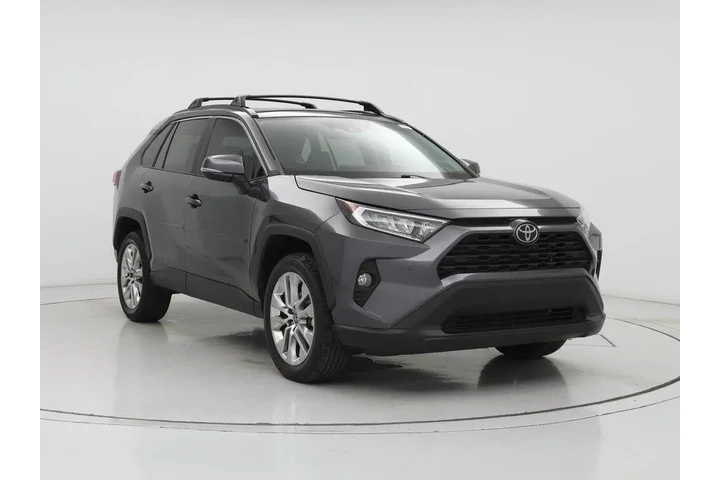 $28998 : Toyota RAV4 2021 XLE Premium image 1