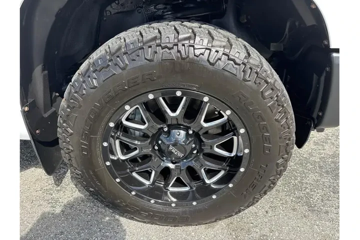 $39902 : Toyota Tundra 2020 4x4 SR5 4 image 8