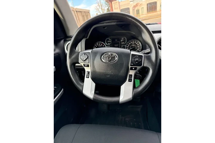 $17995 : 2019 Tundra Limited 5.7L V8 image 8