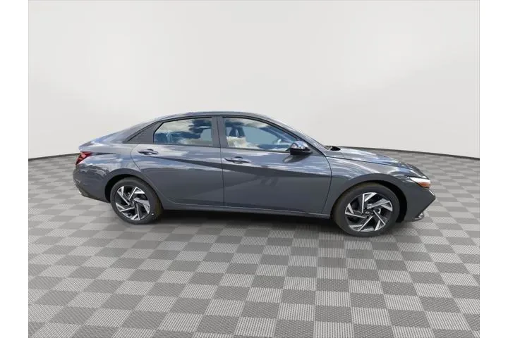 $24488 : Hyundai ELANTRA 2025 SEL Spo image 4