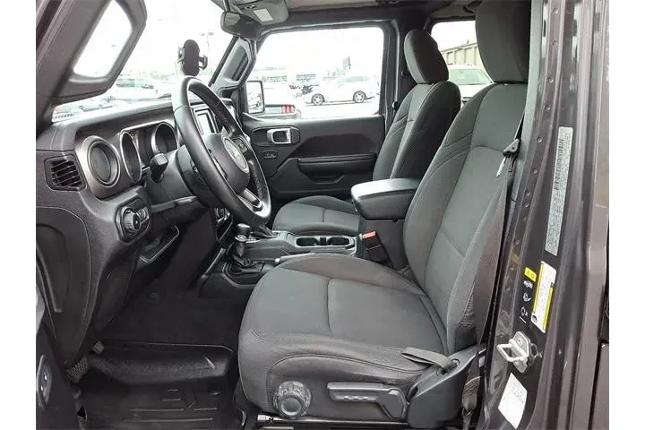 $23888 : Jeep Wrangler Unlimited 2020 image 10