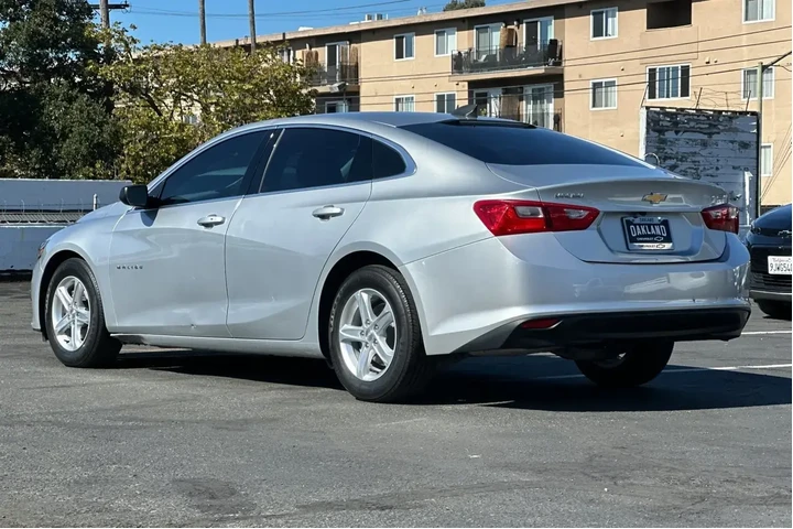 $15900 : Chevrolet Malibu 2019 LS 4dr image 6