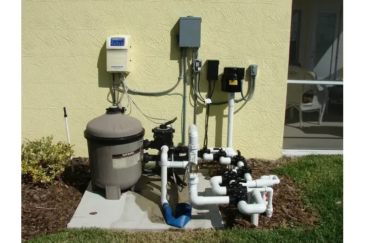 MAX POOL REPAIRS & EXTERIORS image 4