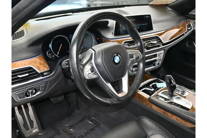 $22991 : BMW 7 Series 2016 AWD 750i x image 10