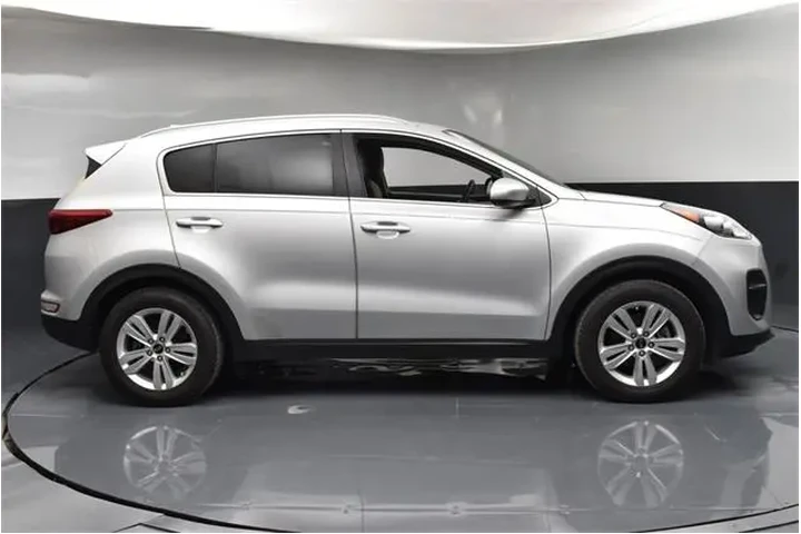 $10992 : Kia Sportage 2017 LX 4dr SUV image 8
