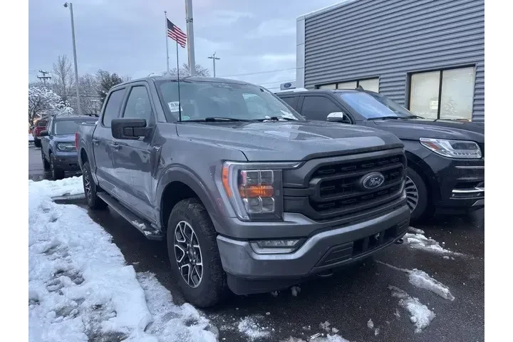 $39904 : Ford F-150 2022 4x4 XLT 4dr image 3